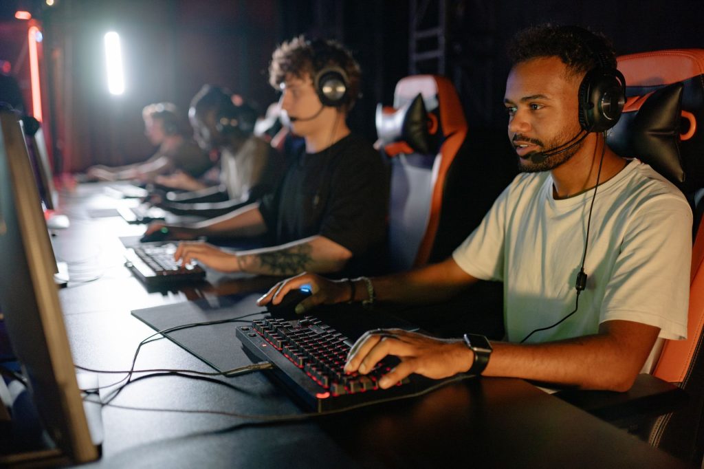 Minecraft PS5 ve PC’yi Birlikte Oynama Rehberi