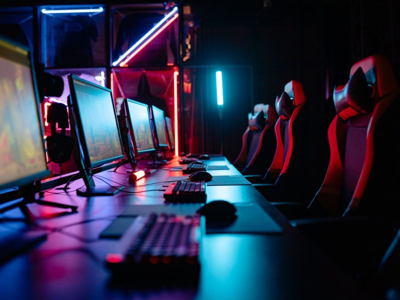 Oyun Monitörü: 60Hz, 144Hz ve 240Hz Farkı Nedir?