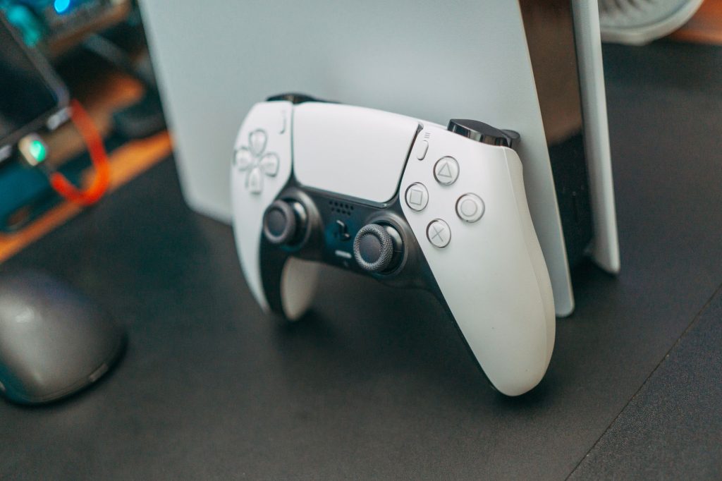 PS5 mi Gaming PC mi? Kararını Verirken Bilmen Gerekenler
